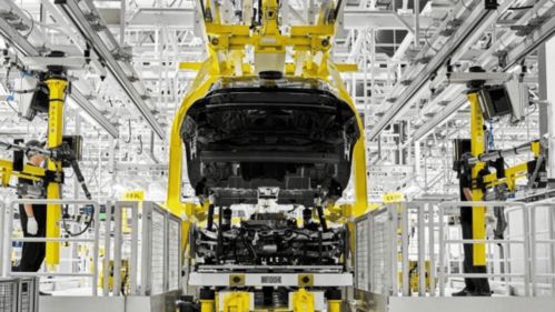 路特斯Eletre正式下線，開啟高性能電動SUV新篇章